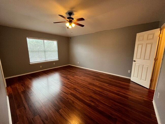 Building Photo - 15434 Grosbeak Pass