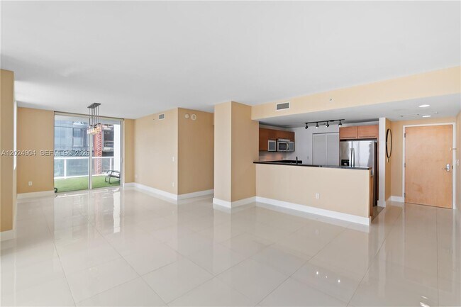 Building Photo - 244 Biscayne Blvd