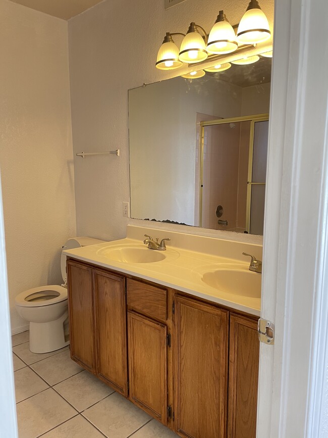 Master Bathroom - 7232 Tierra Taos Dr