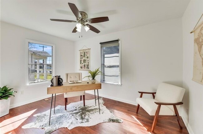 Building Photo - 504 Denson Dr