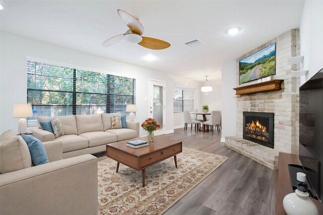 Building Photo - 56 E White Willow Cir