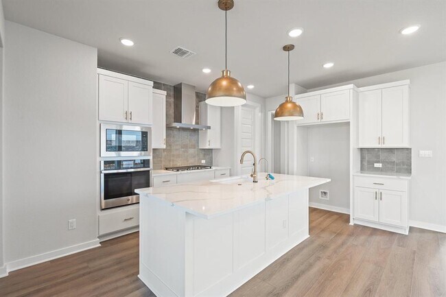 Building Photo - 144 Granit Oak Dr