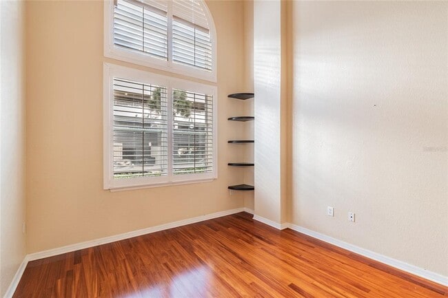 Building Photo - 700 S Harbour Island Blvd