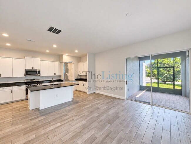 Building Photo - 15813 Sweet Lemon Way