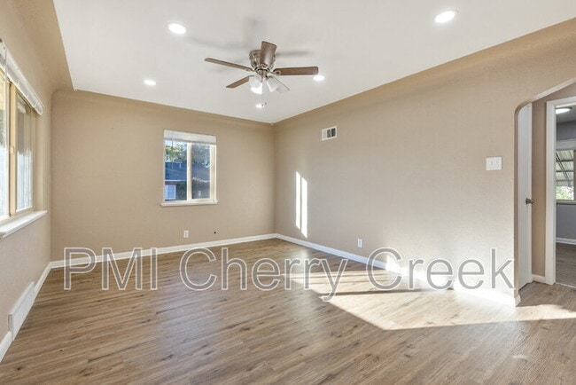 Building Photo - 2695 S Logan St