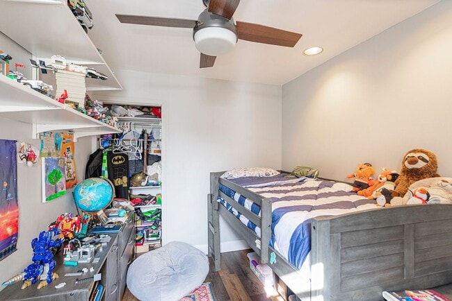 Building Photo - Fitler Square Three Bed Home