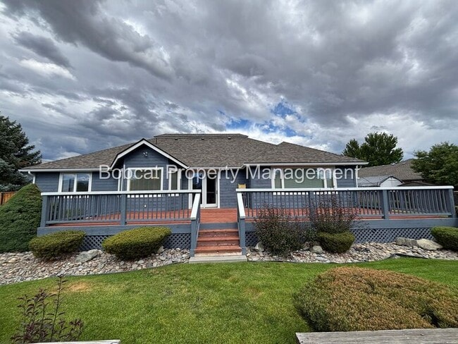 Building Photo - 1300 Bridle Way