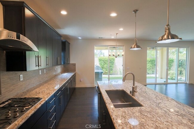 Building Photo - 3294 Ledgewood Cir