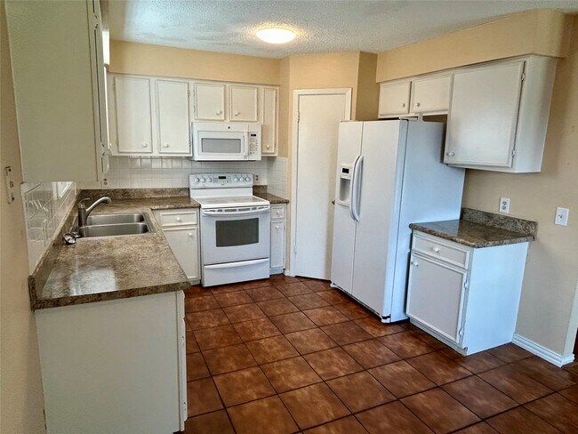 Building Photo - 22330 Coriander Dr
