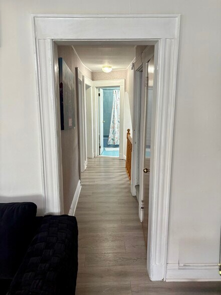 Building Photo - 59 Mozart St