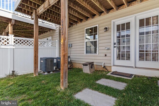 Building Photo - 6405 Walcott Ln