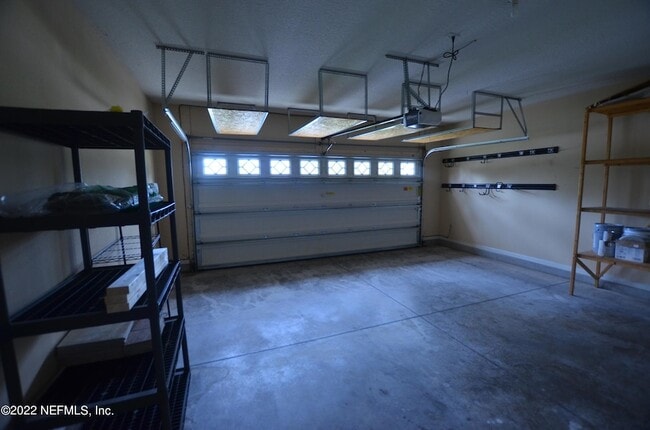 Building Photo - 4530 Oak Moss Loop