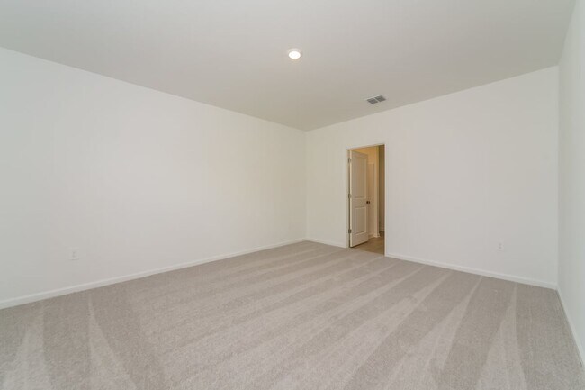 Building Photo - 6417 Domizio Dr