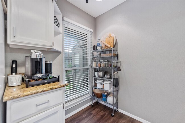 Building Photo - 1201 Bering Dr