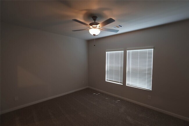 Building Photo - 7855 Bergamot Cir