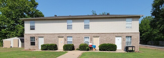 Building Photo - 415 Ave 5 NE Cove