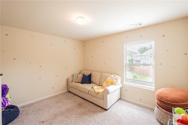 Building Photo - 305 Thimbleberry Dr