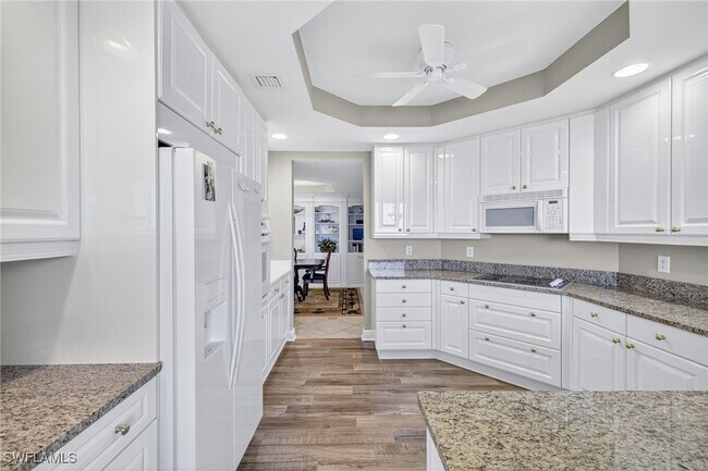 Building Photo - 23650 Via Veneto