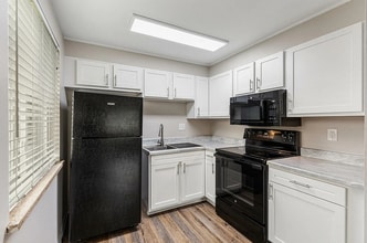 Building Photo - 1190 S Allison St