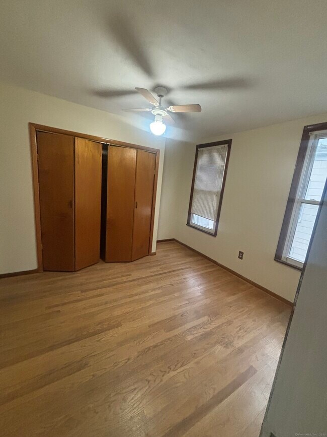 Building Photo - 85 S Burritt St