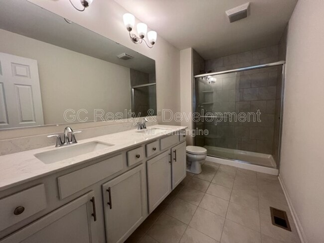 Building Photo - 4435 Monroe Ct