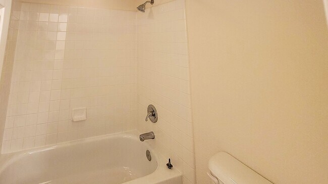Building Photo - Large Home in Poway