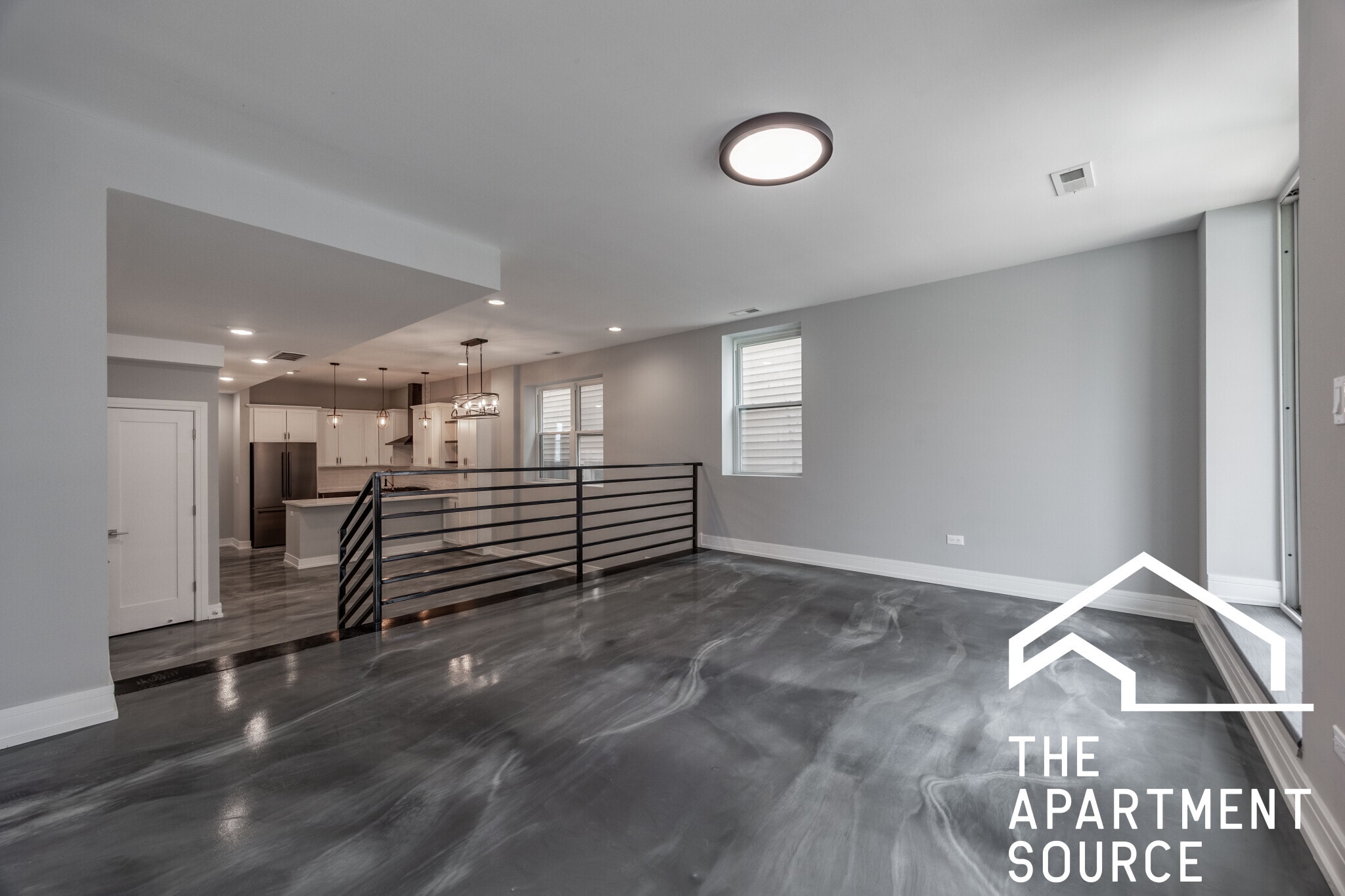 Building Photo - 3255 N Elston Ave