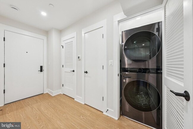 Building Photo - 2134 Wisconsin Ave NW