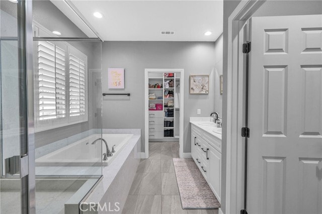 Building Photo - 230 Bright Poppy