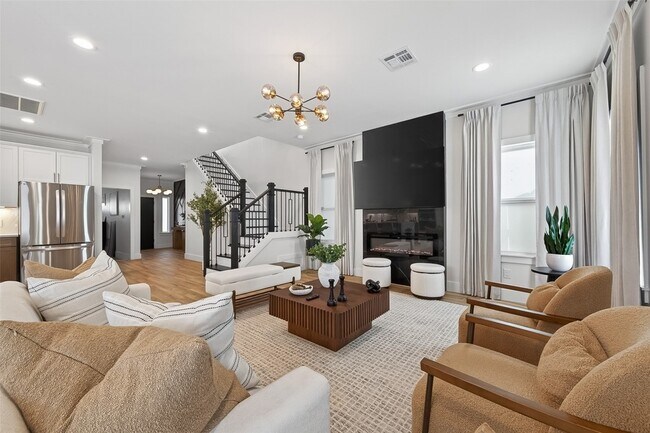 Building Photo - 12307 New Jordan Ln