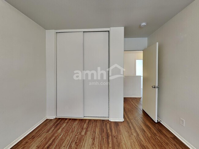 Building Photo - 16249 W Woodlands Ave