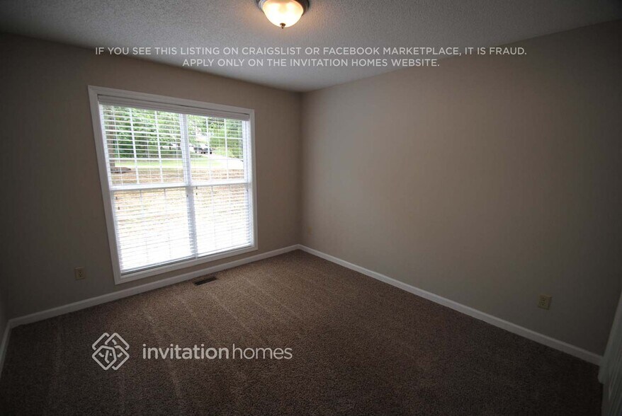 Building Photo - 2000 Holly Cove Rd