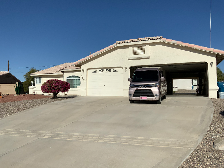 Building Photo - 1697 Cardinal Dr