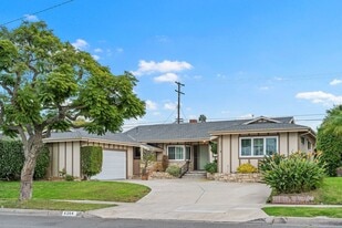 Building Photo - 6204 S Corning Ave