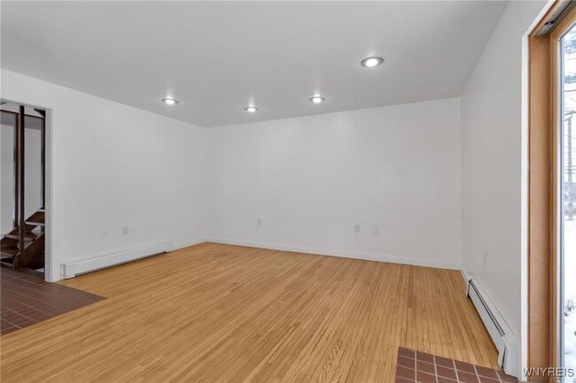 Building Photo - 2955 E Church St