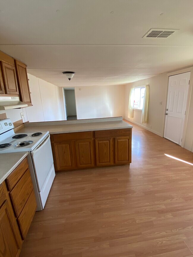 Building Photo - 200 Anderson St NW