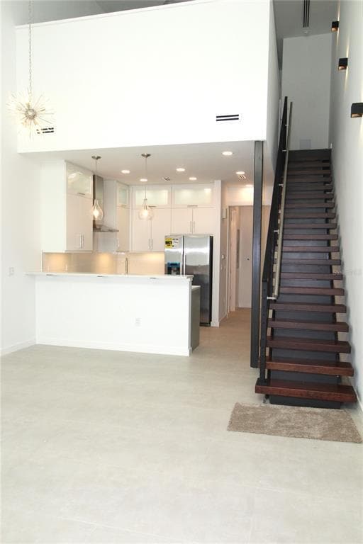 Building Photo - 941 N Osprey Ave