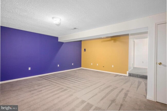 Building Photo - 5335 Hollowstone Cir