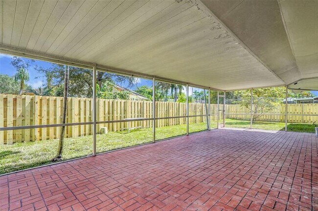 Building Photo - 5700 SW 120th Ave