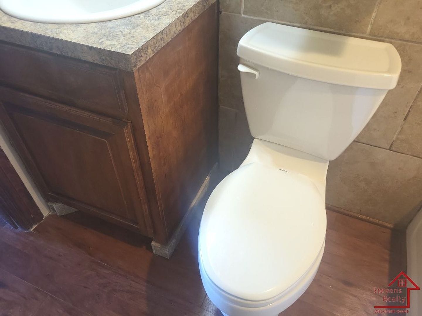 Building Photo - 1604 NW Lindy Ave