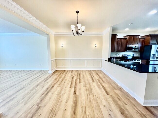 Building Photo - 229 Whitley