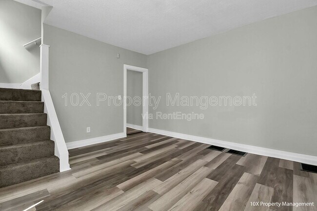 Building Photo - 1655 S 4th St