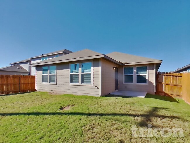 Building Photo - 13618 Paxton Blvd