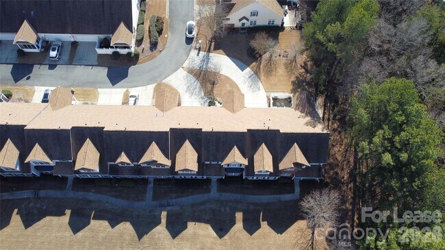 Building Photo - 10924 Alderbrook Ln