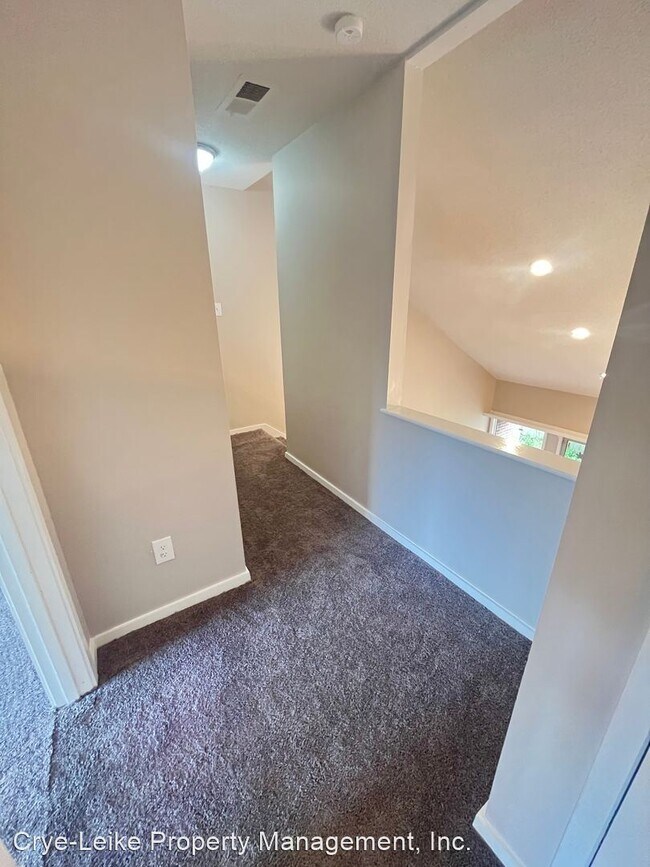 Building Photo - 3 br, 2.5 bath House - 5763 Barfield