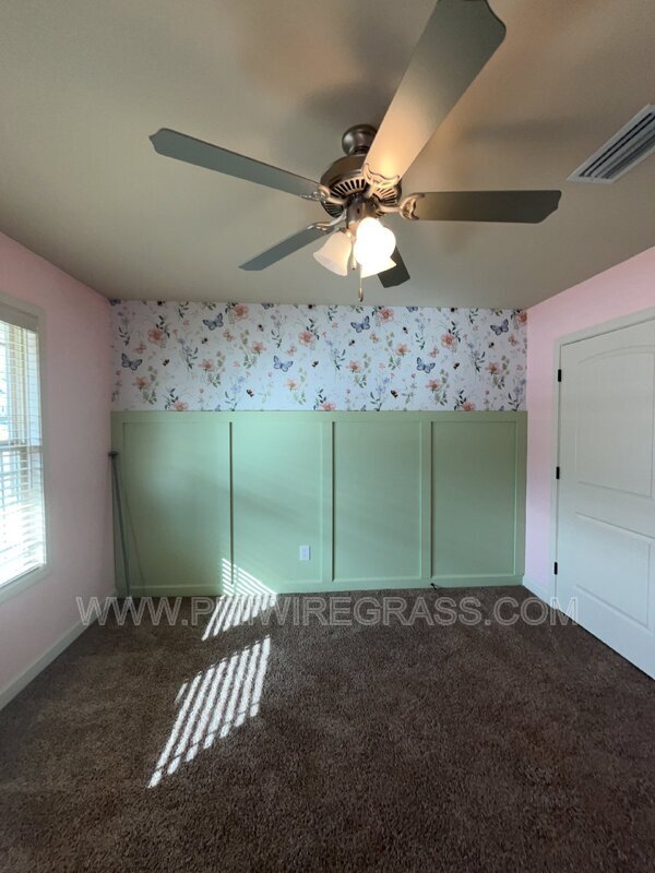 Building Photo - 229 Lace Dr