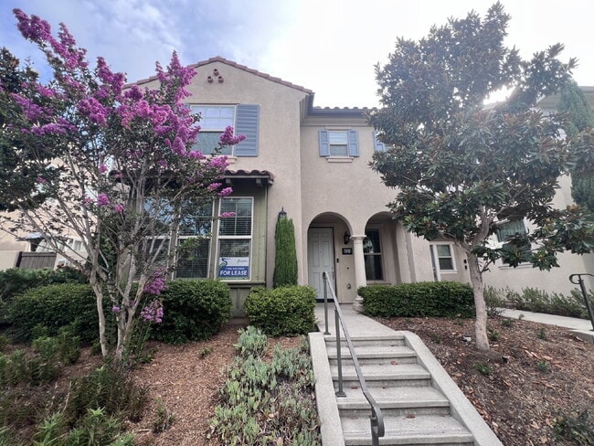 Building Photo - "Spacious 3-Bed Townhouse Retreat with 2.5 Baths in Beautiful Oceanside – 1,797 Sq Ft of Modern L...