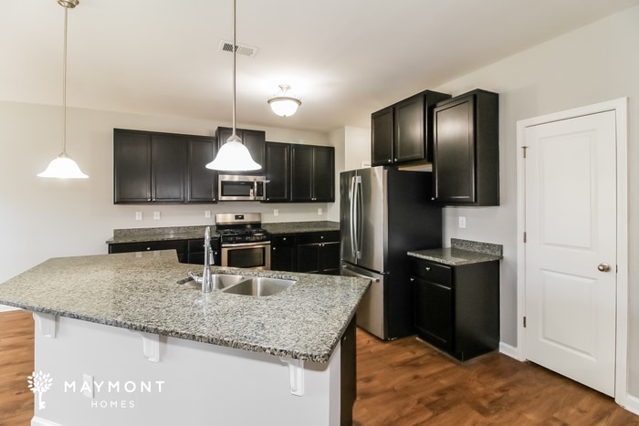 Building Photo - 648 Armitage Way