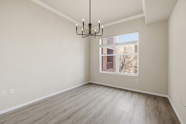 Building Photo - Guard Gated 3rd Floor Unit off Las Vegas Blvd