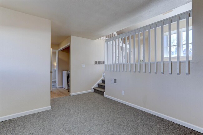 Building Photo - 13553 W 65th Pl